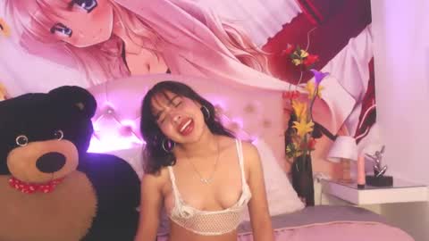 bonniekim online show from December 4, 5:27 am