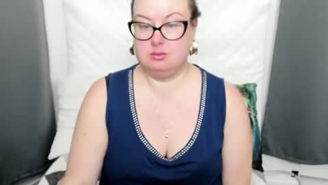 Bonnie online show from November 20, 5:52 am