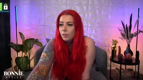 Bonnie Stylez online show from April 2, 1:41 pm