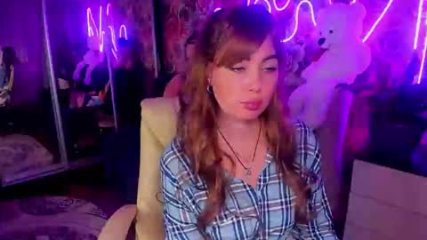 Snapshot of bonybenessy chatting on October 4, 9:19 pm Mira online show from October 4, 9:19 pm