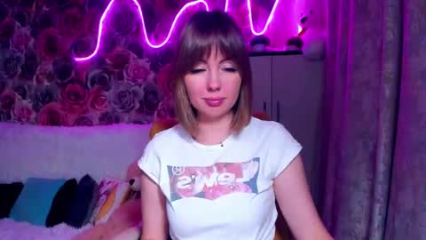 Snapshot of bonybenessy chatting on March 12, 7:14 pm Mira online show from March 12, 7:14 pm