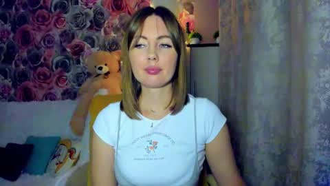 Snapshot of bonybenessy chatting on January 31, 7:18 pm Mira online show from January 31, 7:18 pm