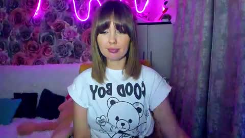 Snapshot of bonybenessy chatting on March 2, 7:52 pm Mira online show from March 2, 7:52 pm