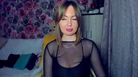 Snapshot of bonybenessy chatting on January 15, 7:44 pm Mira online show from January 15, 7:44 pm