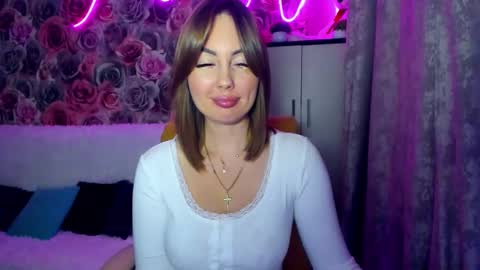 Snapshot of bonybenessy chatting on February 12, 8:29 pm Mira online show from February 12, 8:29 pm