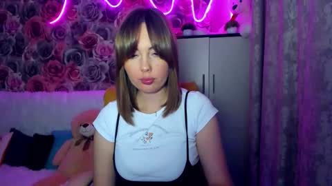 Snapshot of bonybenessy chatting on February 19, 8:10 pm Mira online show from February 19, 8:10 pm