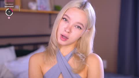 Snapshot of boobybliss chatting on September 19, 8:24 am Alina online show from September 19, 8:24 am