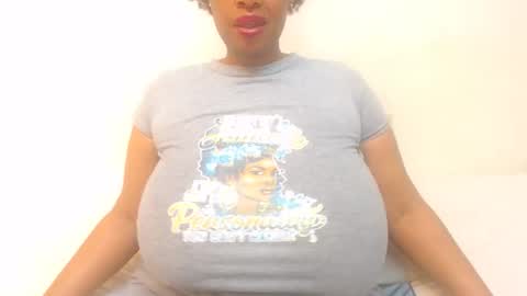 boobyqueen online show from April 14, 8:42 pm