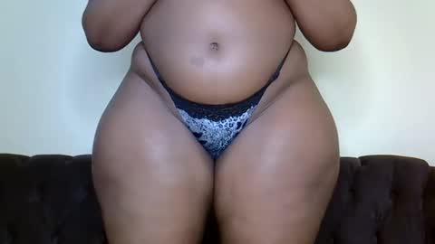 bootieshakess online show from November 8, 10:15 pm