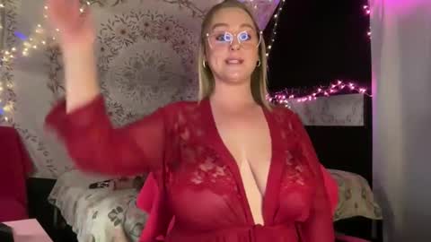 BossMom online show from February 21, 12:22 am