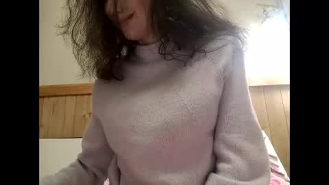 Bouncy Queen Majesty online show from May 6, 6:23 pm