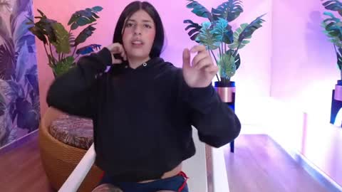 bourbon_xoxo online show from May 30, 5:38 am