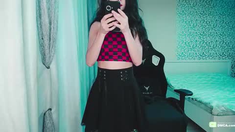 Helen  online show from December 17, 9:07 am