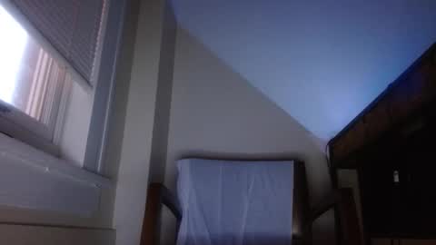 brazilaveaux online show from February 18, 1:27 am