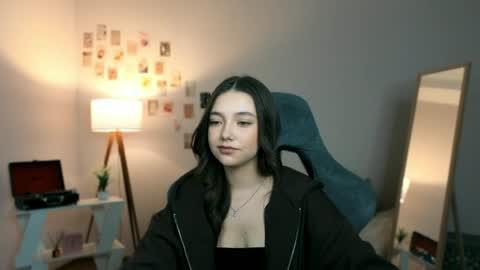 Rachel online show from April 11, 7:39 pm