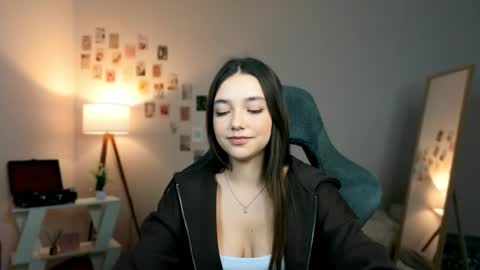 Rachel online show from March 14, 8:10 pm