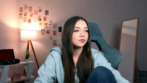 Rachel online show from February 10, 7:39 pm