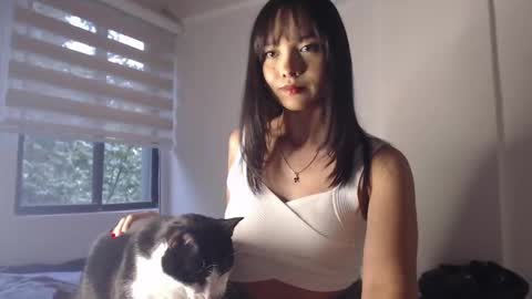 breakfastwithtiffanys online show from January 9, 10:03 pm