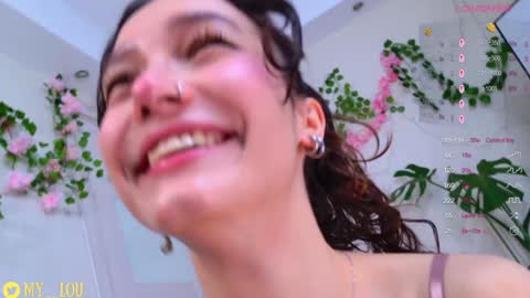 Ashley Dolce and Lou online show from September 22, 3:21 pm