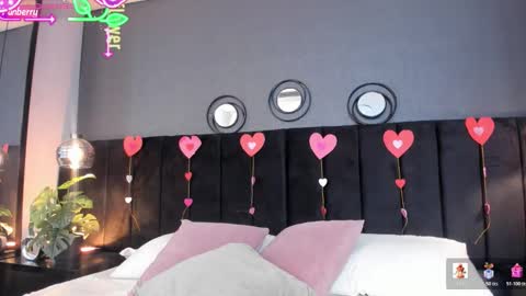   online show from February 14, 5:09 am