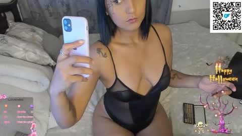 briana online show from October 31, 9:41 pm