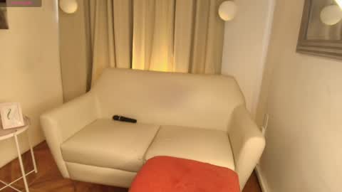 brianna_styles online show from April 15, 2:28 pm