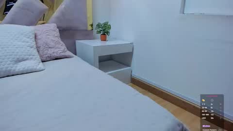 Brianna  online show from October 28, 11:38 am