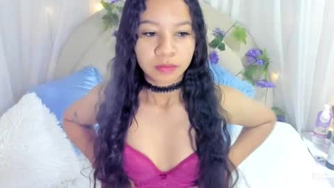 Snapshot of brithany_rousee chatting on January 18, 7:04 pm Brithany Rousee online show from January 18, 7:04 pm
