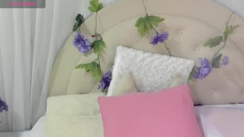 Snapshot of brithany_rousee chatting on January 31, 8:43 pm Brithany Rousee online show from January 31, 8:43 pm