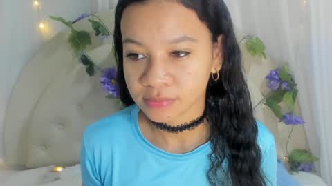 Snapshot of brithany_rousee chatting on January 7, 12:09 pm Brithany Rousee online show from January 7, 12:09 pm