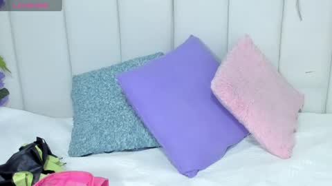 Snapshot of brithany_rousee chatting on March 8, 7:07 pm Brithany Rousee online show from March 8, 7:07 pm