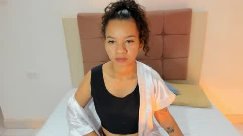 Snapshot of brithany_rousee chatting on September 13, 12:24 pm Brithany Rousee online show from September 13, 12:24 pm