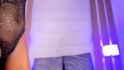 Brithany  online show from June 24, 11:37 pm