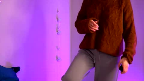 britneyhudson online show from February 2, 4:11 am