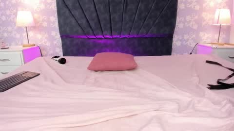 BritneySweet  online show from February 4, 6:49 am