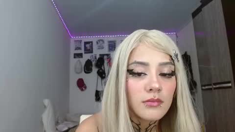 maru miaw   Please help me to reach 100 thumbs up online show from September 12, 11:18 am