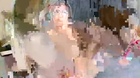 brittanycheeks1 online show from November 12, 2:31 am