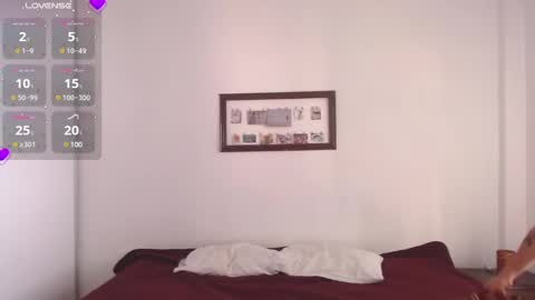 Snapshot of buckwheat_queen chatting on February 18, 12:39 pm Mira online show from February 18, 12:39 pm