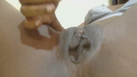 buffybaby_2 online show from April 11, 6:08 am