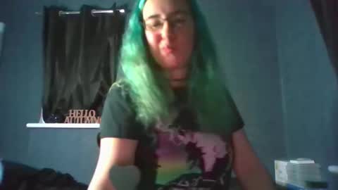 Snapshot of bunniexoxoxo chatting on September 11, 7:47 pm BunnieXOXOXO online show from September 11, 7:47 pm