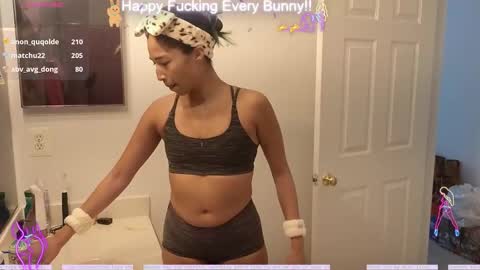 Tokki  bunny  online show from December 3, 2:16 pm