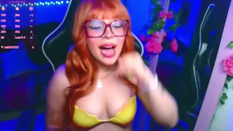 bunnylilith_ online show from March 27, 1:51 am