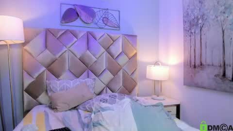 butterflydoll_ online show from April 30, 5:40 pm