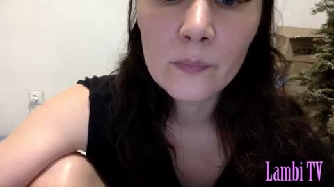 Lamb online show from March 3, 7:24 pm