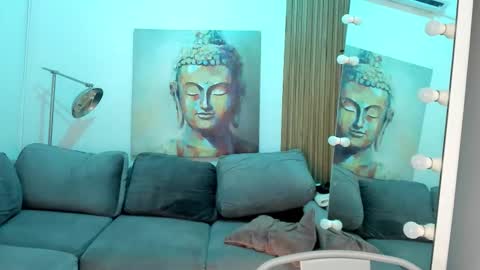 I am Katherine  online show from February 4, 11:35 am