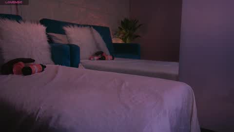 CailynBrown online show from March 3, 3:56 am