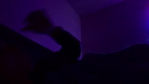 Snapshot of calishop1 chatting on January 27, 3:58 am calishop1 online show from January 27, 3:58 am