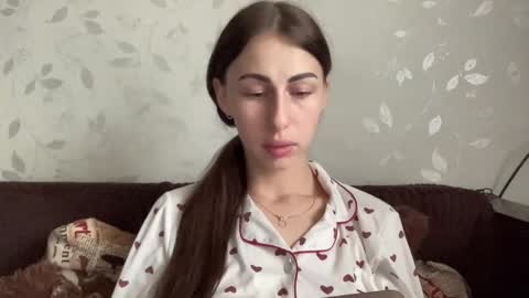 Snapshot of call_me_dad_ chatting on January 16, 9:59 am Anna online show from January 16, 9:59 am