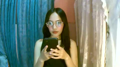 Freya online show from March 18, 12:21 pm