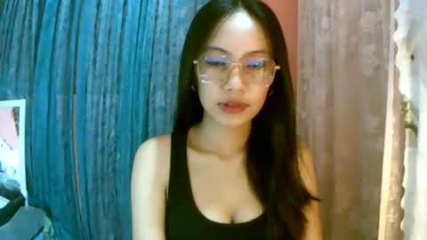 Freya online show from December 1, 7:56 am